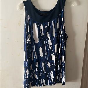 Dana Buchman Navy and White Women's Top